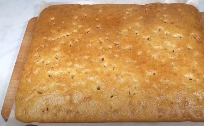 Горіховий торт "Королівський сметанник" - покроковий рецепт з фото