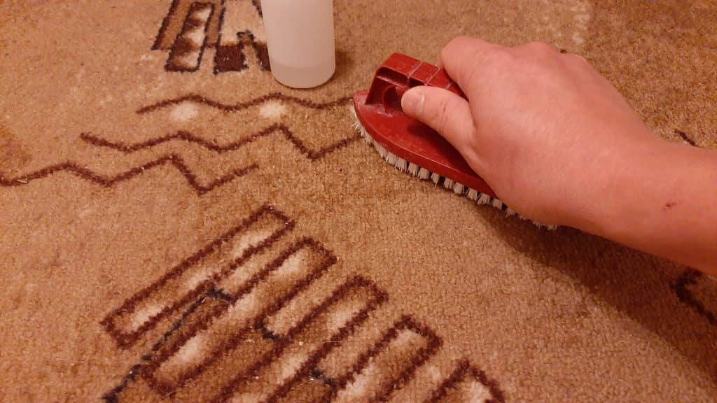 Засіб для чистки брудних килимів, ковроліну або паласу за 5 хвилин, до стану нового